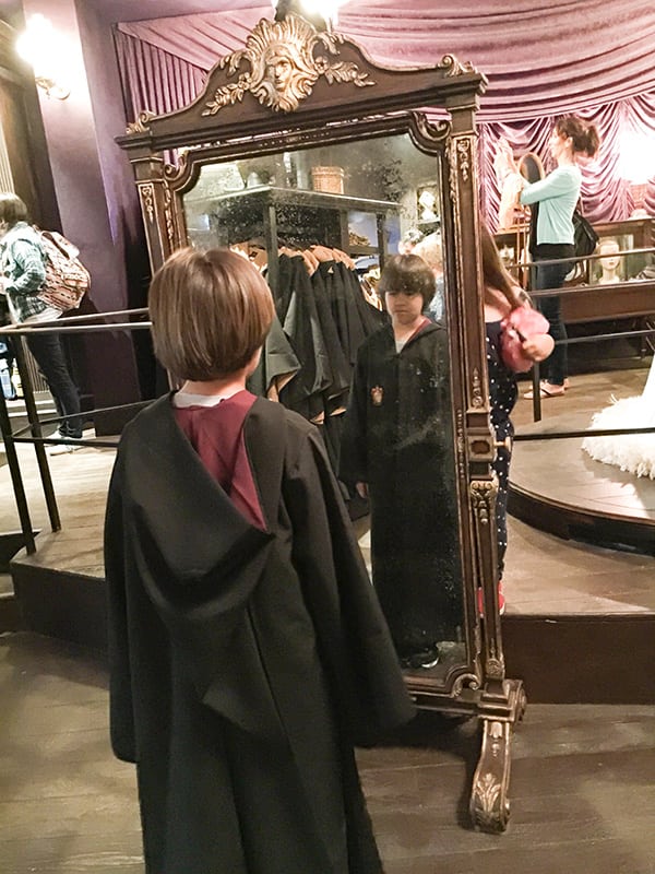 23 Tips for Visiting The Wizarding World of Harry Potter at Universal  Orlando - No. 2 Pencil