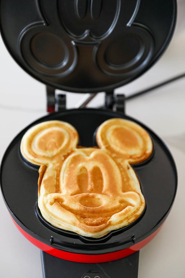 Simple Disney Mickey Mouse Waffle Maker 