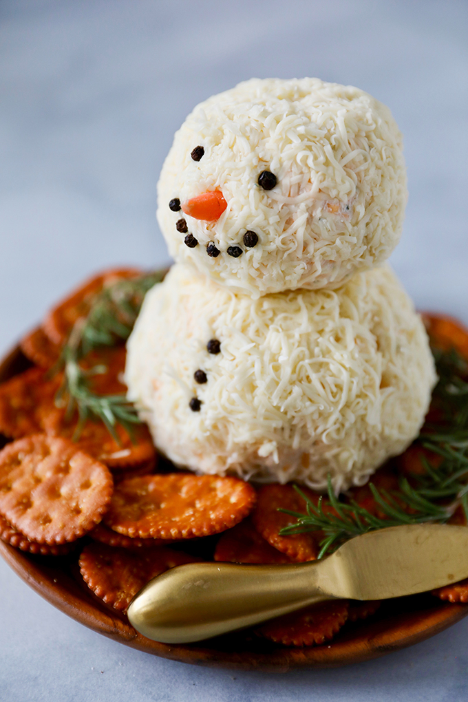 Snowman Christmas Cheese Ball Recipe - Easy Holiday Appetizer